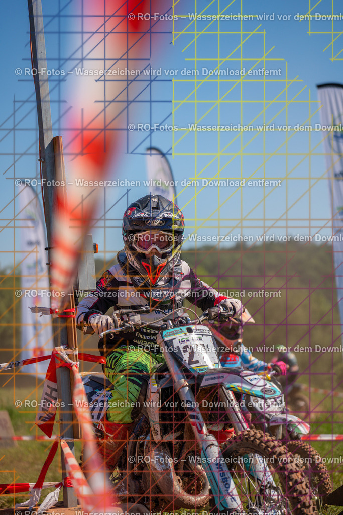 Wolfshausen 1 Lauf -1003 | Sportfotografie von RO-Fotos: Motorsport, Motocross, Enduro, Laufveranstaltungen und Triathlon. Professionelle Fotos von Sportlern und Events. - Realisiert mit Pictrs.com