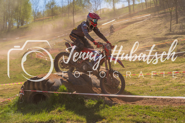 JHF.ECHT.4h.Samstag1519 | jennyhubatsch-endurofotografie