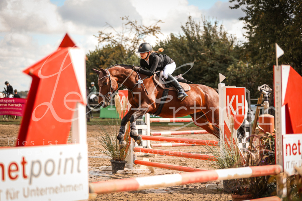 05.SaSpE00094 | Leoni Ertmer Photography - Realisiert mit Pictrs.com