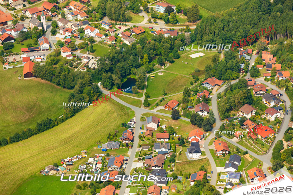 Luftaufnahme von Eppenschlag - Die Luftaufnahme wurde 2025 vom UL-Flugzeug heraus erstellt ( keine Drohne ) - Hochauflösende Luftaufnahme - für professionelle Ausdrucke geeignet. Die Geschenkidee !Mit Lizenz und Bildrechte bestellbar
