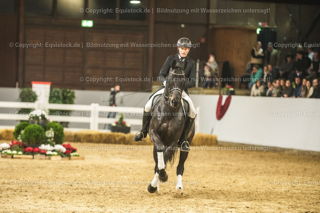 20240302_Hengstvorstellung_Marbach_TOMsPiC_1442 | equistock