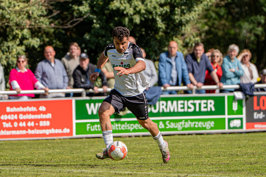 Fußball I Herren I Saison 2025-2026 I Kreisliga VEC I 24. Spieltag I 1. FC Varenesch - SC SW Bakum I 12077 | jns.sportfotos - Realisiert mit Pictrs.com