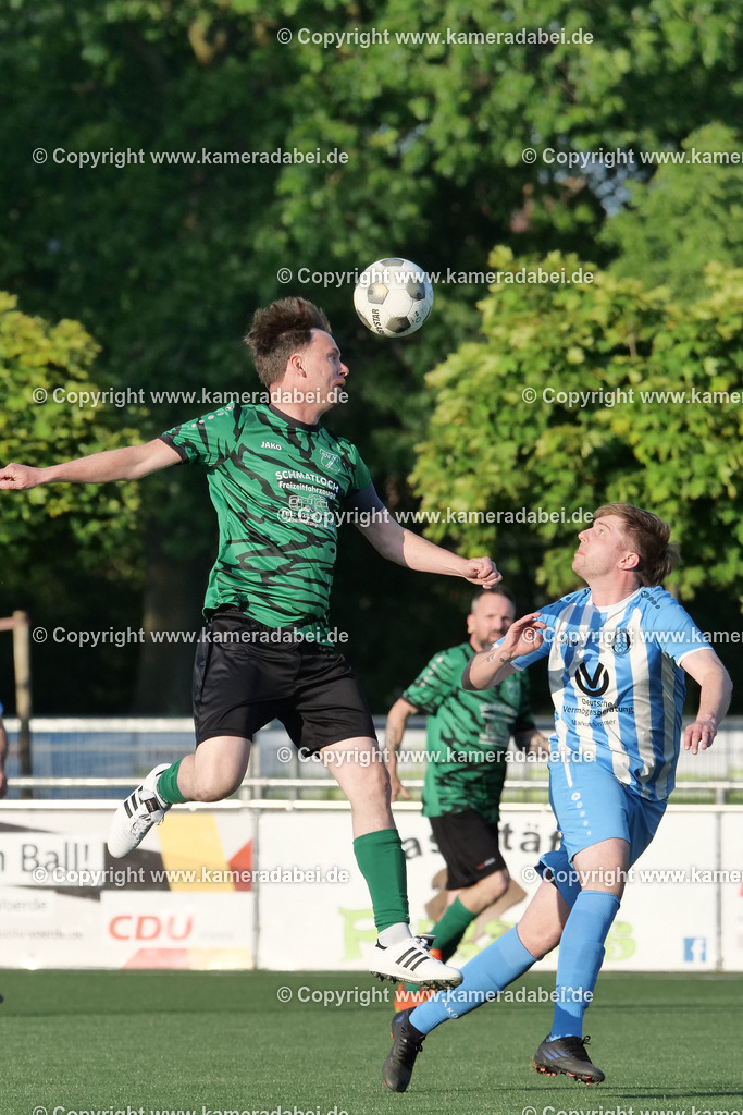 Fußball Kreispokal 25/26 Ü 32 : Spiel um Platz 3 : SV 08/29 Friedrichsfeld - SV Ringenberg AH  2 : 1 | Fußball Kreispokal 25/26 Ü 32 : Spiel um Platz 3 : SV 08/29 Friedrichsfeld - SV Ringenberg AH  2 : 1Spielort : Voerde Friedrichsfeld - Realisiert mit Pictrs.com
