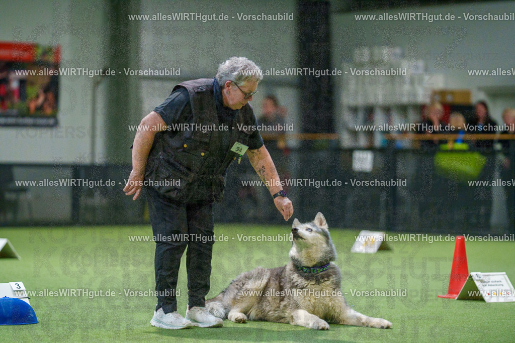 7R504391 | Professionelle Tierfotografie in Mönchengladbach von Daniel Wirth (allesWIRTHgut). Liebevolle & natürliche Bilder von Hunden & Katzen für unvergessliche Erinnerungen.