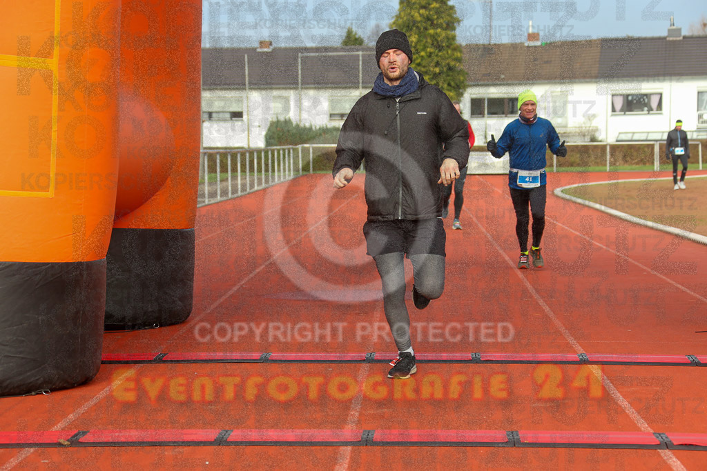 230129_1127_EX1_4959 | Sportfotografie im Rhein-Sieg Kreis, Köln, Bonn, NRW, Rheinland Pfalz, Hessen, etc. Unser Tätigkeitsfeld umfasst den Laufsport vom Volkslauf über den Marathon, Duathlon, Triathon bis zum Ultralauf wie Kölnpfad Ultra oder Schindertrail.