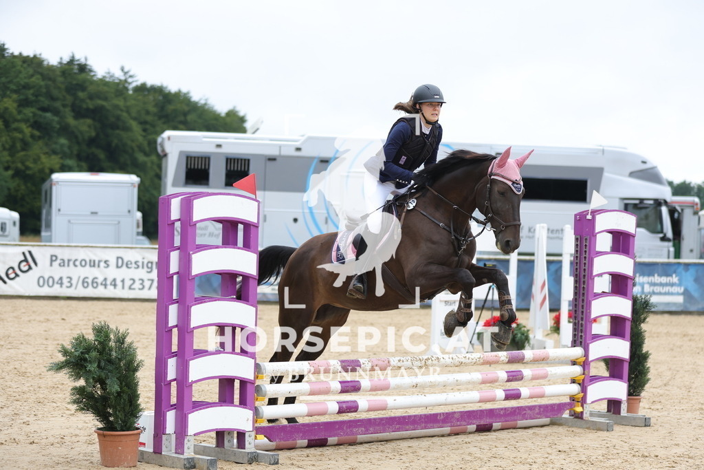 0P6A2215 | Willkommen bei Brunnmayr - Design & Fotografie – Ihrem Spezialisten für Reitturniere und Pferdeveranstaltungen in Oberösterreich, Salzburg und Bayern! Seit über 17 Jahren sind wir leidenschaftlich dabei.