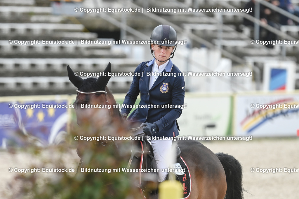 20230514_CCI4_Springen_0222 | equistock