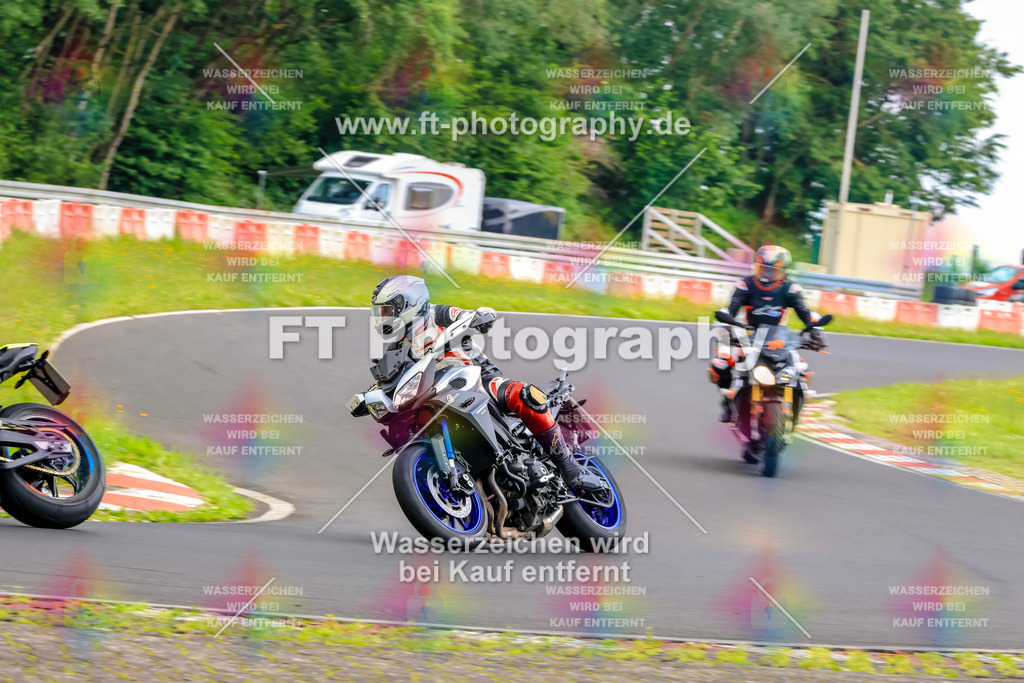 VBK-7785 | Hier findet Ihr Bilder von Touristenfahrten auf der Nürburgring Nordschleife oder von anderen Veranstaltungen die ich besucht habe. Viel Spass beim Durch Schauen 