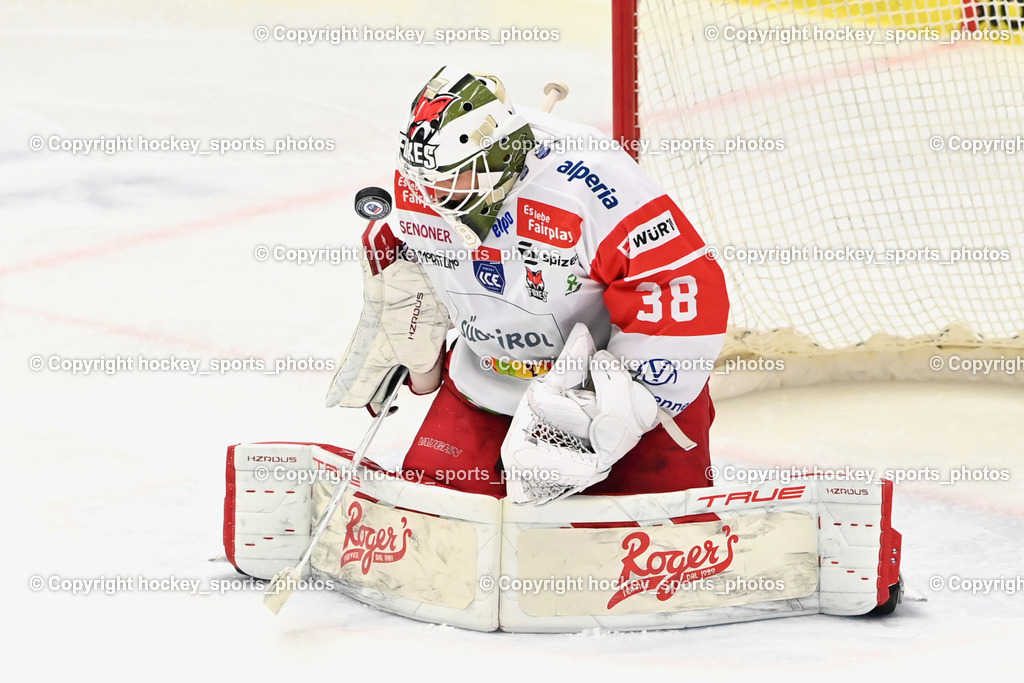 EC IDM WÄRMEPUMPEN VSV vs. HCB Südtirol Alperia | #38 Samuel Harvey HCB Südtirol Alperia, EC IDM WÄRMEPUMPEN VSV vs. HCB Südtirol Alperia, EC IDM WÄRMEPUMPEN VSV vs. HCB Südtirol Alperia am 28.12.2025 in Villach (Stadthalle Villach), Austria, (Photo by Bernd Stefan)