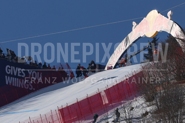 Audi FIS Ski World Cup: Men’s Slalom – Hahnenkamm Race, Kitzbuehel | Kitzbuehel, Austria, 25.Jan.26 - Alpine Skiing - FIS World Cup, Hahnenkamm Race, Slalom, men. The image shows camera driver Joachim Puchner (ORF).