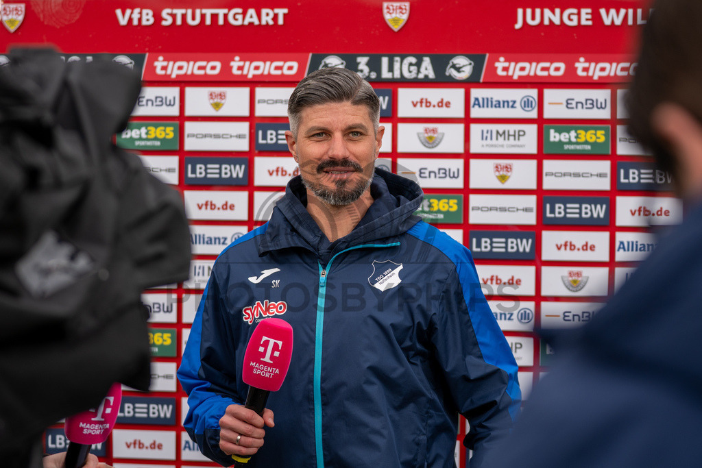 VfB Stuttgart II vs. TSG Hoffenheim II, Fussball, 3. Liga, 26. Spieltag, 15.03.2026 | Stefan Kleineheismann (Trainer TSG 1899 Hoffenheim II),VfB Stuttgart II vs. TSG Hoffenheim II, Fussball, 3. Liga, 26. Spieltag, 15.03.2026Foto: photosbyphips/Philip Ziegler