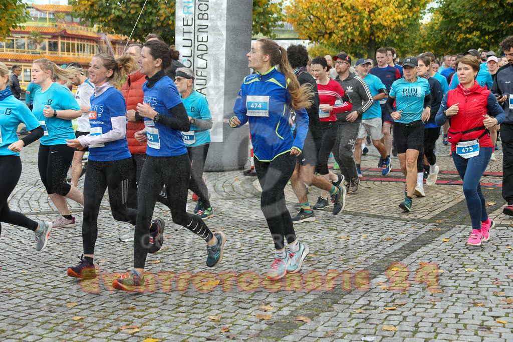 241020_0921_EX1_6985 | Sportfotografie im Rhein-Sieg Kreis, Köln, Bonn, NRW, Rheinland Pfalz, Hessen, etc. Unser Tätigkeitsfeld umfasst den Laufsport vom Volkslauf über den Marathon, Duathlon, Triathon bis zum Ultralauf wie Kölnpfad Ultra oder Schindertrail.