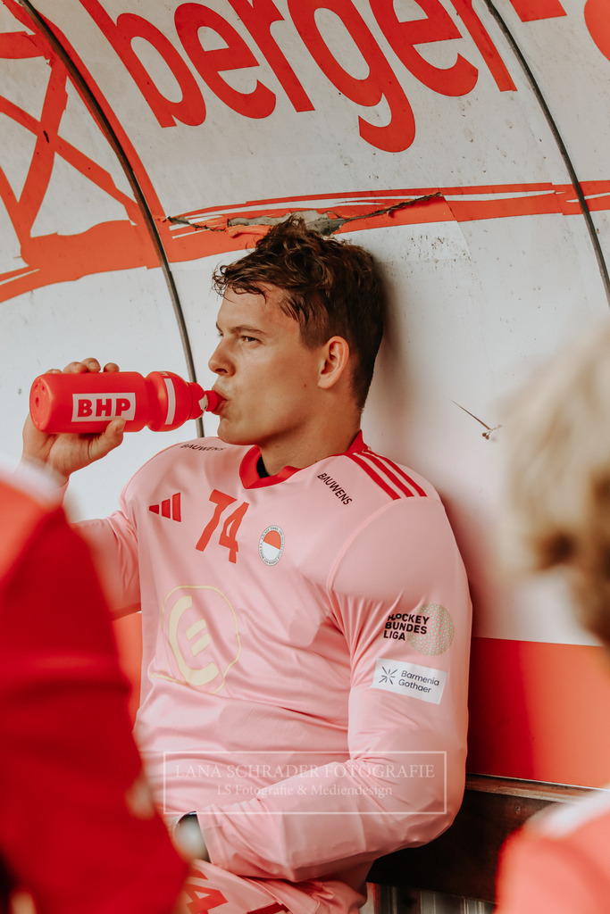 Herren_Bundesliga_02_F_RWK-UHC_21.09.25_Köln (73 von 471) | lanaschraderfotografie - Realisiert mit Pictrs.com