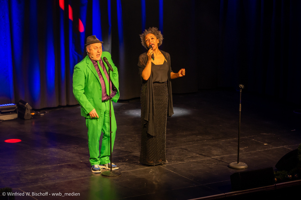 wwb-2412-0054 | <Fotografie> <Video> <Film> <Winfried Bischoff> - Realisiert mit Pictrs.com