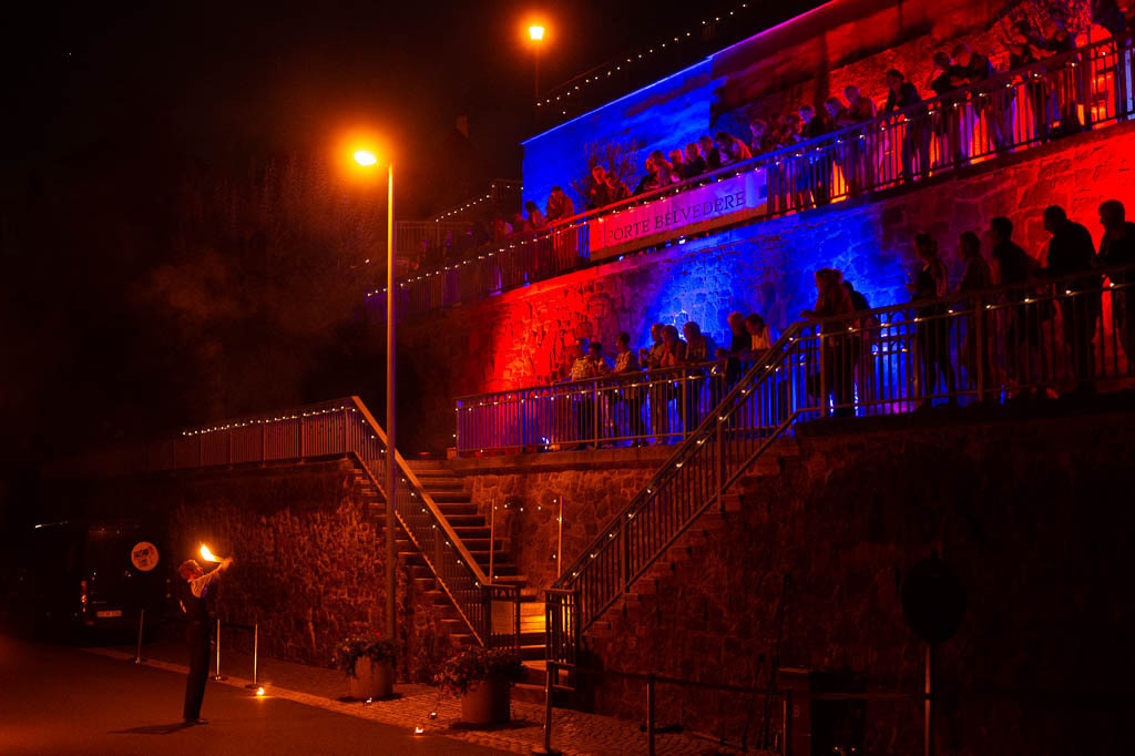 Tom Gaebel & His Trio | Tom Gaebel & His Trio im Forte Belvedere Leisnig zum Festival Hallo Leisnig 2022. - Realisiert mit Pictrs.com
