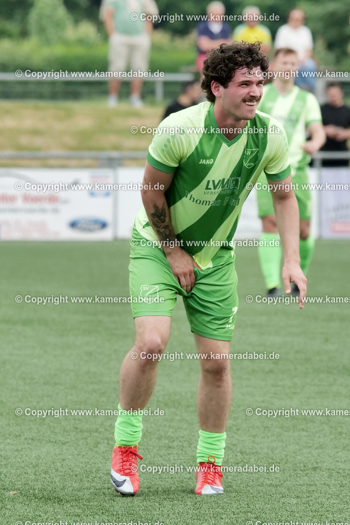 Fußball : Bezirksliga : SV 08/29 Friedrichsfeld - Alemannia Pfalzdorf am 30.05.2026 in Voerde Friedrichsfeld | Fußball : Bezirksliga : SV 08/29 Friedrichsfeld - Alemannia Pfalzdorf am 30.05.2026 in Voerde Friedrichsfeld - Realisiert mit Pictrs.com