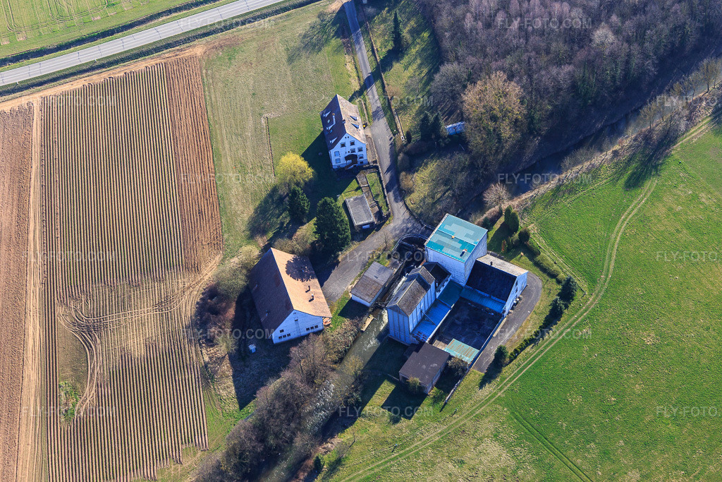 Aerial view: Farmstead in the district Ceinture Forêt Nord in Hagenau in the state Bas-Rhin, France.Photo: IMG_097486.jpg taken on 03/16/2017 by Werner Riehm/FLY-FOTO.comResolution of the original: 5472 x 3648 px