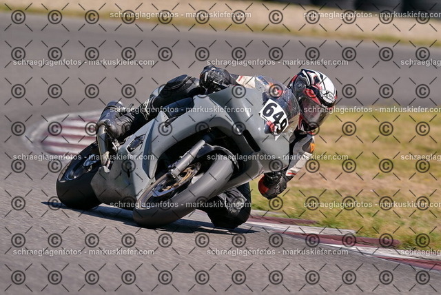26bt05-0865 | markuskiefer.com - Realisiert mit Pictrs.com