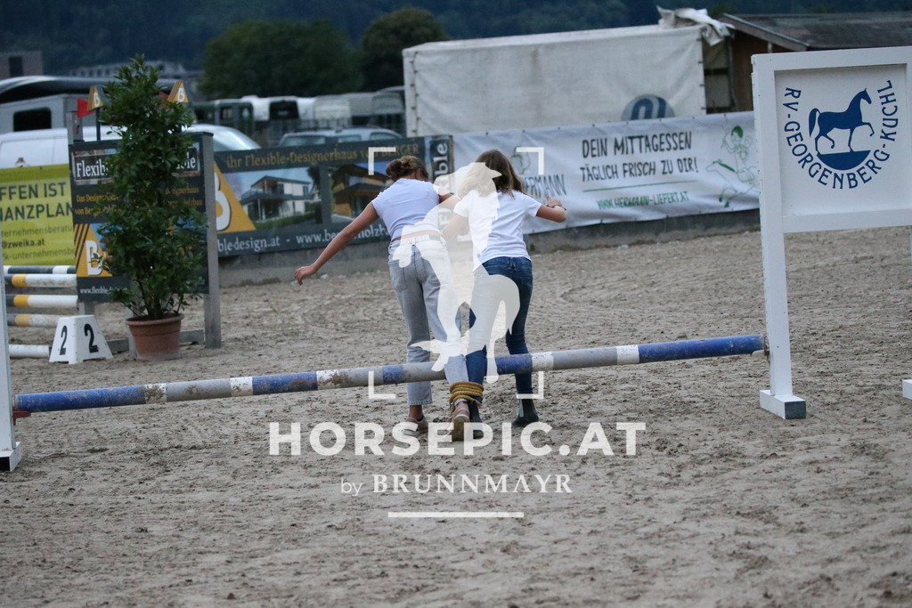 DL2Q0441 | Willkommen bei Brunnmayr - Design & Fotografie – Ihrem Spezialisten für Reitturniere und Pferdeveranstaltungen in Oberösterreich, Salzburg und Bayern! Seit über 17 Jahren sind wir leidenschaftlich dabei.