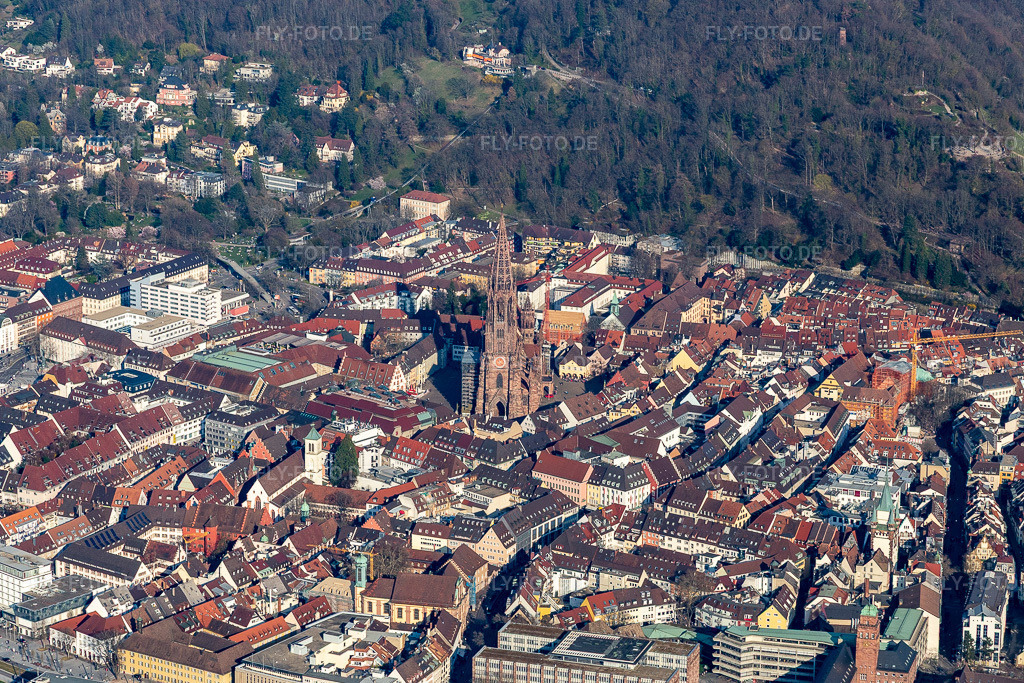 Luftbild: Kirchengebäude des Münster 