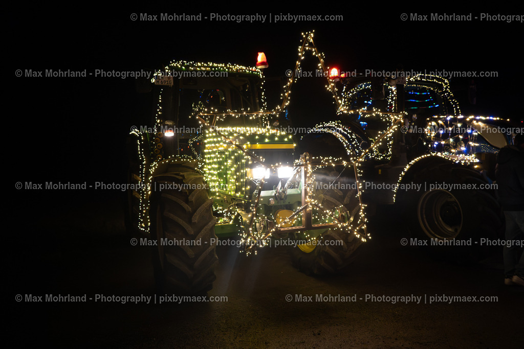 Lichterfahrt-Sulingen_071225-MM_9029-0016 | Max Mohrland - Photography - Realisiert mit Pictrs.com