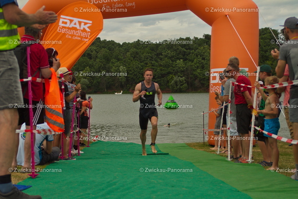 2023_0630_KoberTriathlon_Jeder0003 | Urban. Natur. Panorama. Luftbild. 
Der Bildershop für aufregende Perspektiven!
Für Deko, Wandbild und Kalender!
Wir bringen LED-Bilder zum Leuchten!
