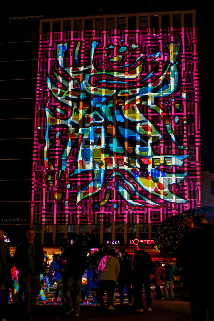 13 Big Picture_001 | Bildergalerie von Sport-Ereignissen aber auch von weiteren spannenden Dingen - nicht nur vom Niederrhein. In Anlehnung an den bekannten Spruch von Hanns Dieter Hüsch heißt das Motto: "Niederrhein ist überall".  - Realisiert mit Pictrs.com