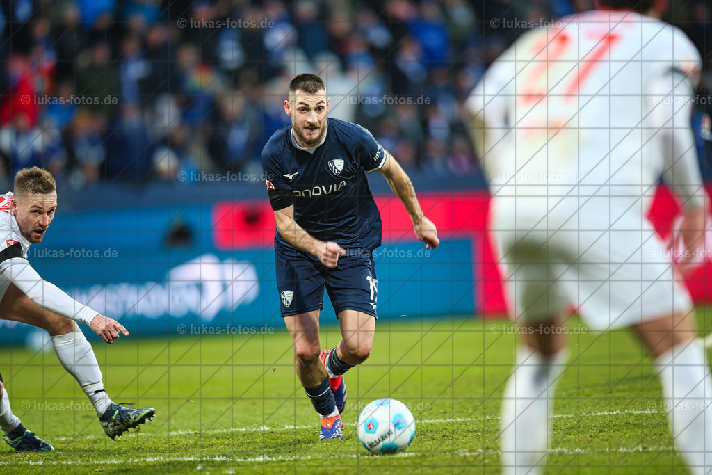 22. Dezember 2024 | VfL Bochum – FC Heidenheim | Zum Jahresabschluss gelang dem VfL Bochum der erste Saisonsieg. Das Duell mit Heidenheim wurde 2:0 gewonnen - Realisiert mit Pictrs.com