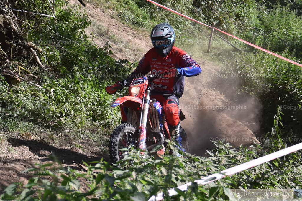DSC_0231 | Sportfotografie , Motorsport, Motoross, Reitsport, Mointainbike, Enduro,
Landschaft , Outdoor, Eventfotografie, Landschaft, Bilder online bestellen - Realisiert mit Pictrs.com