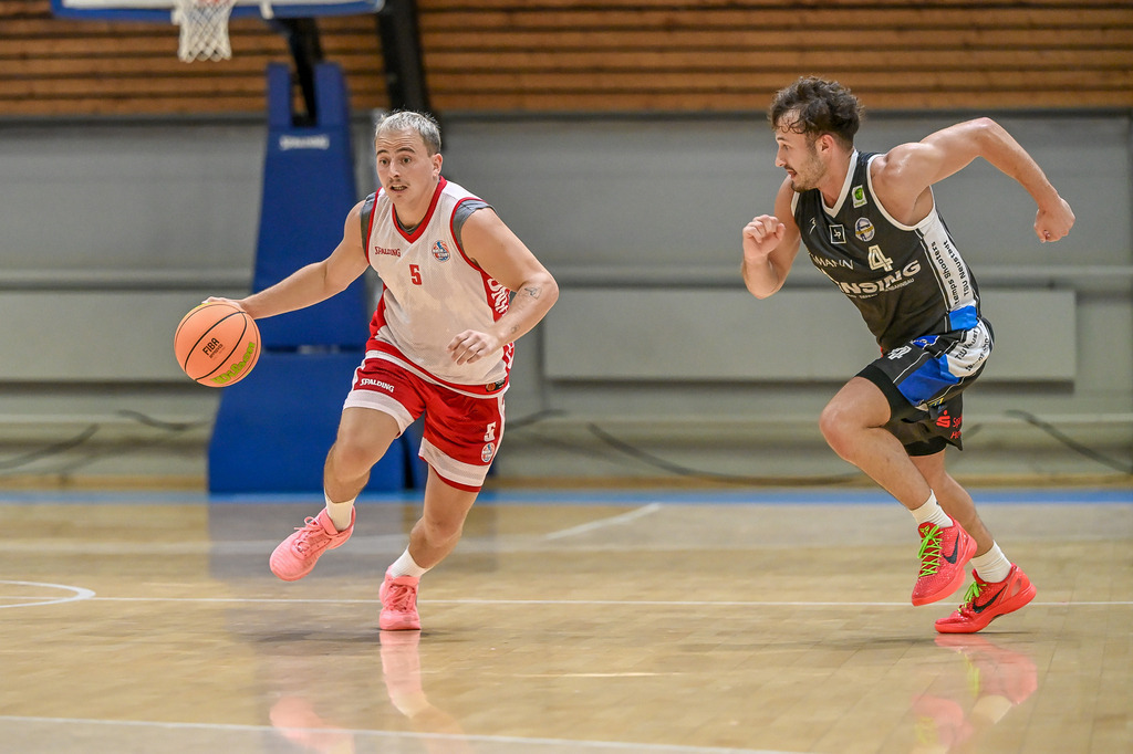 rsk_055 | Fotos von Basketballspielen aus dem Raum NRW fotografiert von Gero Mueller-Laschet und Daniel Schaefer - Realisiert mit Pictrs.com