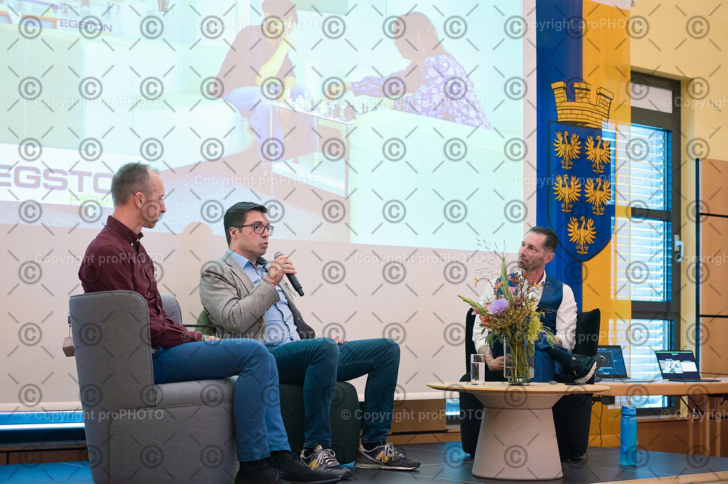 347_202509_EmployerBranding_NZ6_0372 | proPHOTO - Realisiert mit Pictrs.com