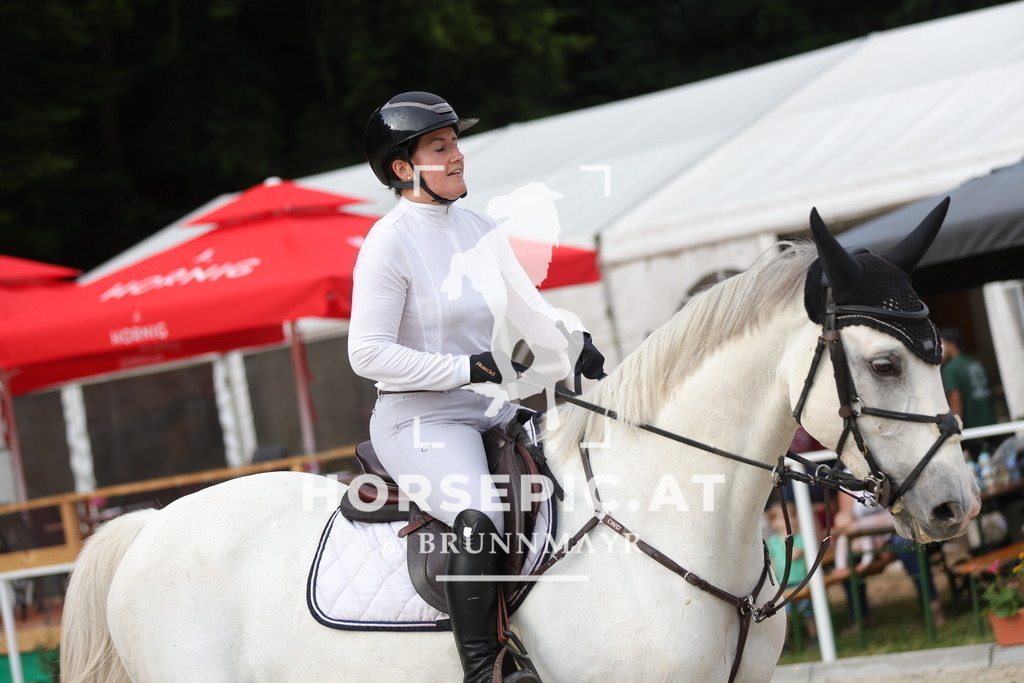 0P6A1535 | Willkommen bei Brunnmayr - Design & Fotografie – Ihrem Spezialisten für Reitturniere und Pferdeveranstaltungen in Oberösterreich, Salzburg und Bayern! Seit über 17 Jahren sind wir leidenschaftlich dabei.