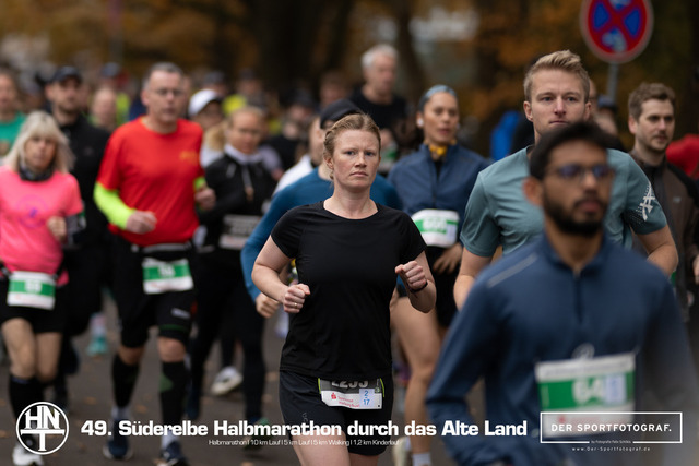 Süderelbe Halbmarathon 2025 I 09.11.2025 I Fotograf_DerSportfotograf.I 00322 | Der Sportfotograf. - Realisiert mit Pictrs.com