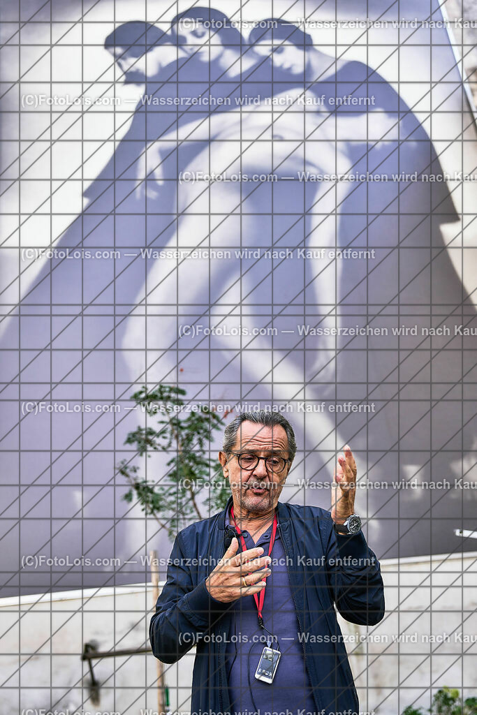 ALP6116_TdBerufsfotografie_Baden_Faber- Koppitz-Bewegungsstudie | (C)FotoLois.com, Alois Spandl, Tage der NÖ Berufsfotografie in Baden, Rundgang durch die Ausstellung Rudolph Koppitz mit Kunsthändler und Galerist Johannes Faber, Fr 6. Oktober 2023.