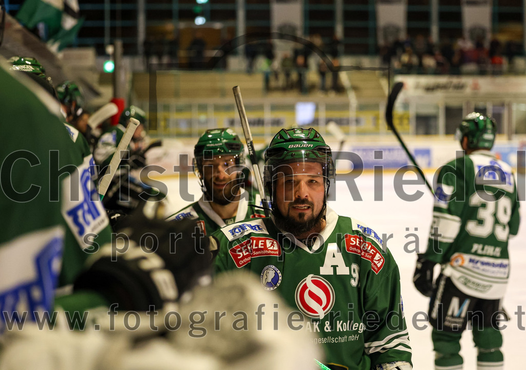 2024-01-05_089_TSV_Erding_gegen_VfE_Ulm-Neu-Ulm | Erding, Deutschland, 05.01.2024:
Eishockey, Bayernliga Vorrunde 2023 / 2024, 22. Spieltag, TSV Erding gegen VfE Ulm/Neu-Ulm, Endergebnis: 7:6

Rudolf Lorenz (Erding Gladiators, #91)

Foto: Christian Riedel / fotografie-riedel.net