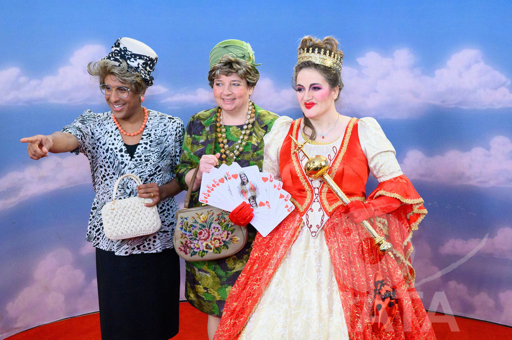 _DWI4700 | MATA IndoCon - Realized with Pictrs.com