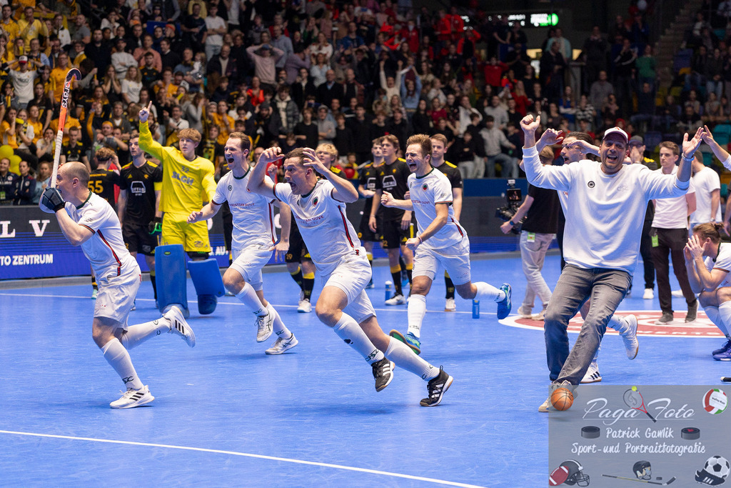 Volvo E.R.B. Final 4 Finale Männer: Harvestehuder THC - Crefelder HTC, 26.01.2025 | KRefeld jubelt schon, doch leider zu früh, Harvestehuder THC - Crefelder HTC, Frankfurt, Süwag Arena, 26.1.2025 - Realisiert mit Pictrs.com