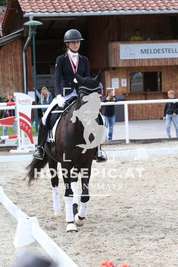 DL2Q4264 | Willkommen bei Brunnmayr - Design & Fotografie – Ihrem Spezialisten für Reitturniere und Pferdeveranstaltungen in Oberösterreich, Salzburg und Bayern! Seit über 17 Jahren sind wir leidenschaftlich dabei.