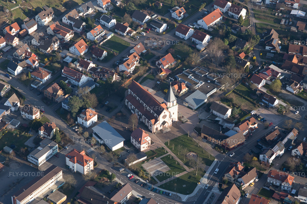 Luftbild: St. Stefan am Stefansplatz im Ortsteil Oberachern in Achern im Bundesland Baden-Württemberg in Deutschland. Foto: IMG_097698.jpg vom 16.03.2017 durch Werner Riehm/FLY-FOTO.de