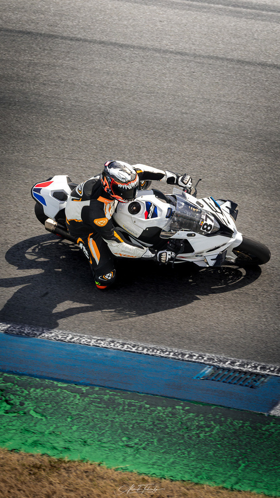 Ducati Trackday Hockenheimring 2026 | Entdecken Sie die faszinierende Welt von Alexander Tschuncky Arts: Kreative Fotografie, atemberaubende Automobilkunst und hochwertiger Bilderdruck. Lassen Sie sich inspirieren! - Realisiert mit Pictrs.com