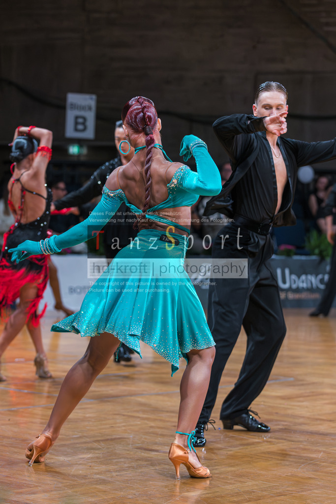 20250820_WDSF Open Lat Youth_2692 | Tanzsportbilder, Standardtanz, Lateintanz, WDSF, DTV, LTVB, dancecomp, goc, hessen tanzt, blaues band der spree, walzer, tango, wiener walzer, slowfox, quickstepp, samba, rumba, cha-cha-cha, paso doble. jive, hd-kroft photography, turniertanzsport