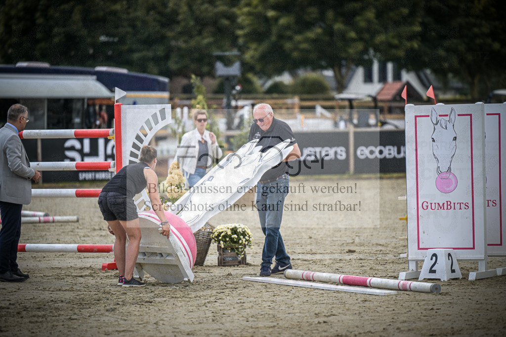 DOS_0028 | Entdecke hochwertige Reitturnierfotos von Foto Oger. Professionell, emotional und authentisch – jetzt Lieblingsmomente im Shop bestellen.Deutschlandweite Turnierfotografie. - Realisiert mit Pictrs.com
