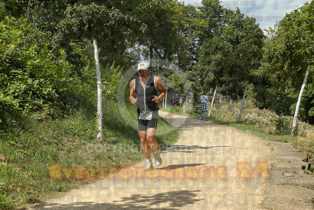 250824_1336_EX1_2964 | Sportfotografie im Rhein-Sieg Kreis, Köln, Bonn, NRW, Rheinland Pfalz, Hessen, etc. Unser Tätigkeitsfeld umfasst den Laufsport vom Volkslauf über den Marathon, Duathlon, Triathon bis zum Ultralauf wie Kölnpfad Ultra oder Schindertrail.