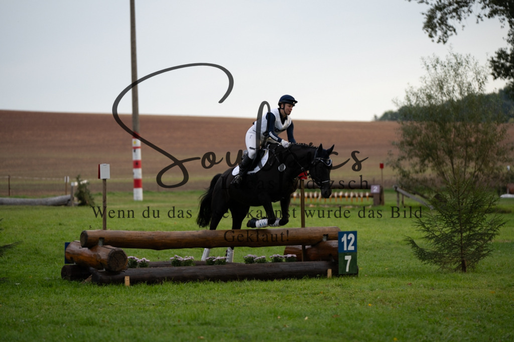 A7V02887 | Turnier/Reitfotograf