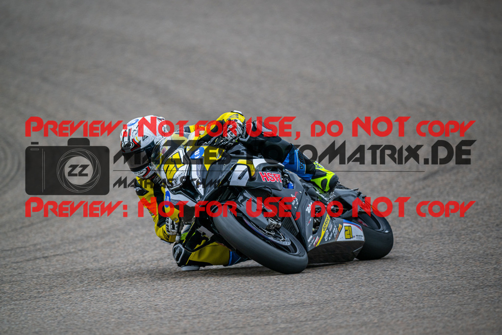 MaZZes_FotoMatrix_240503_6007705_7032 | STK1000