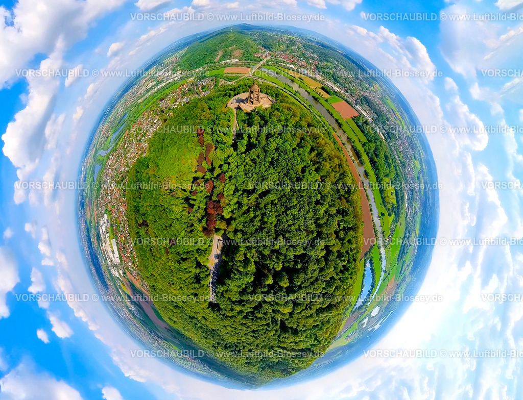 PortaWestfalica24059057Kaiser-Wilhelm-Denkmal | Luftbild, Kaiser-Wilhelm-Denkmal, kulturelles Denkmal, Wiehengebirge und Fluss Weser, Erdkugel, Fisheye Aufnahme, Fischaugen Aufnahme, 360 Grad Aufnahme, tiny world, little planet, fisheye Bild, Barkhausen, Porta Westfalica, Ostwestfalen, Nordrhein-Westfalen, Deutschland