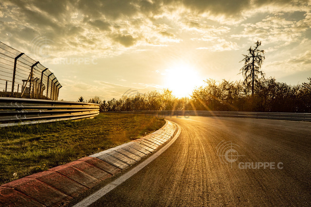 NBG180420_1646TU_MVO | Nürburgring-Nordschleife - Foto: Gruppe C Photography - Realisiert mit Pictrs.com