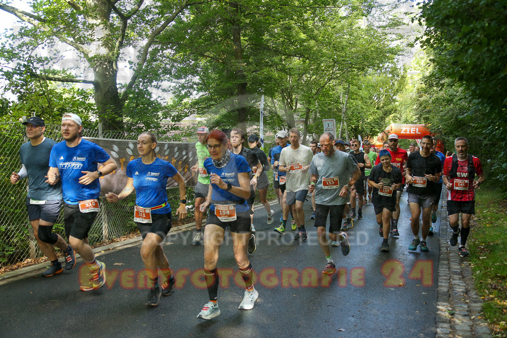 250914_1101_EX1_1204 | Sportfotografie im Rhein-Sieg Kreis, Köln, Bonn, NRW, Rheinland Pfalz, Hessen, etc. Unser Tätigkeitsfeld umfasst den Laufsport vom Volkslauf über den Marathon, Duathlon, Triathon bis zum Ultralauf wie Kölnpfad Ultra oder Schindertrail.