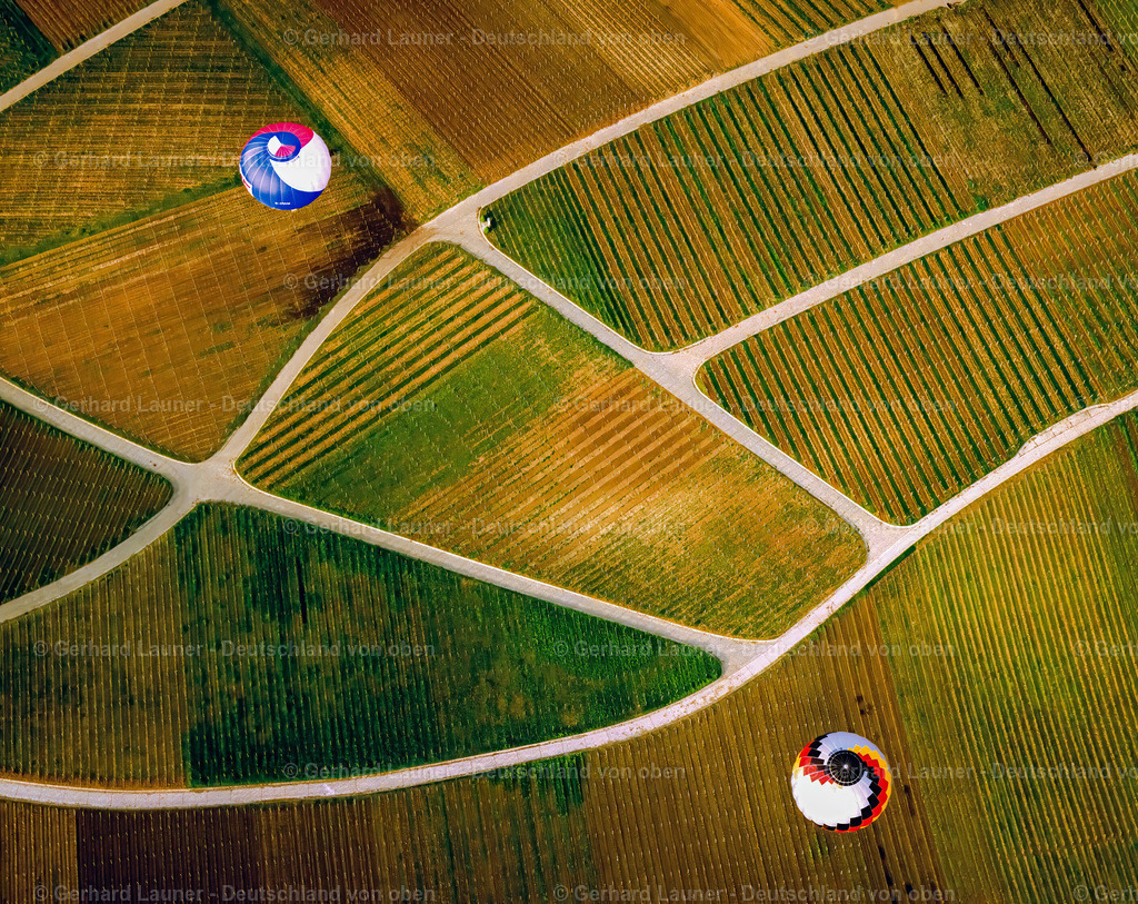 7000395 | Heißluftballons über den Weinbergen  bei Volkach