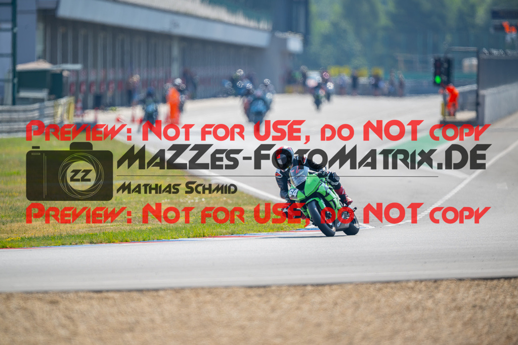 MaZZes-Fotomatrix-20260805-528975 | R1